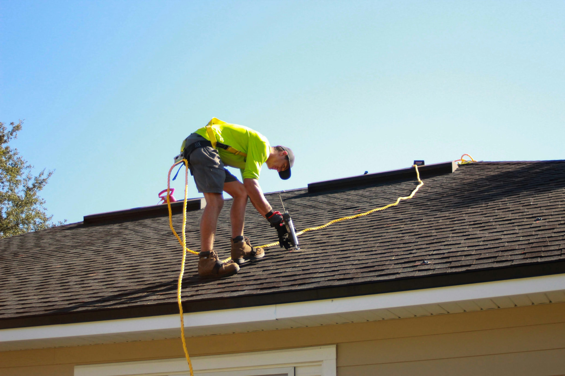 Roof Repair vs. Roof Replacement