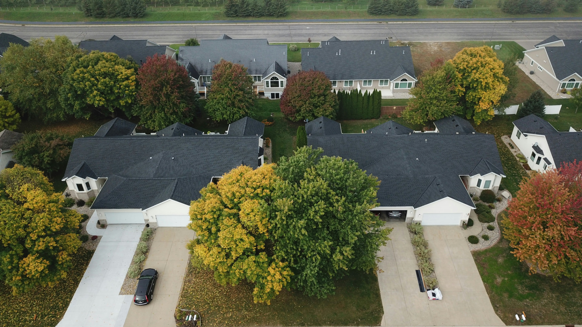 Why You Should Schedule a Roof Inspection Before Hurricane Season